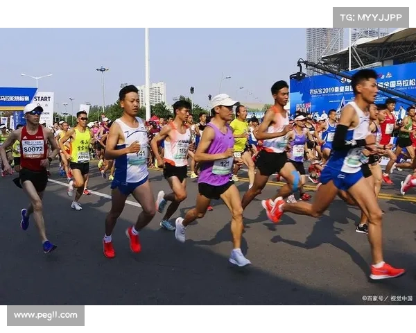 2025乐清半程马拉松激情启程 参赛者齐聚挑战自我与极限